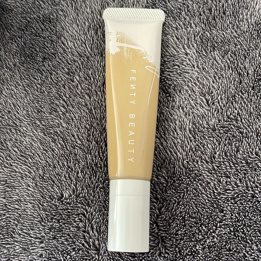 Fenty 145 Pro Filt’r Hydrating Longwear Foundation